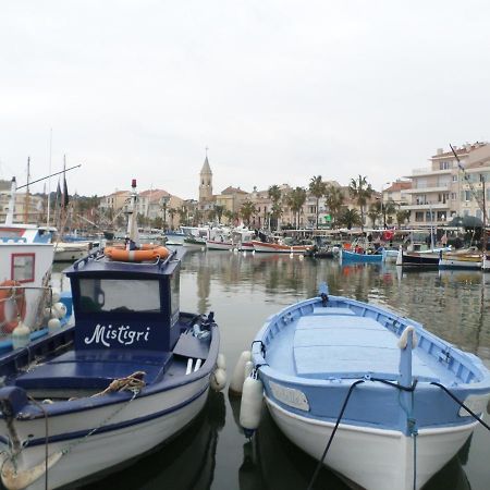 Les Romarins Appartement Climatise La Seyne-sur-Mer Buitenkant foto